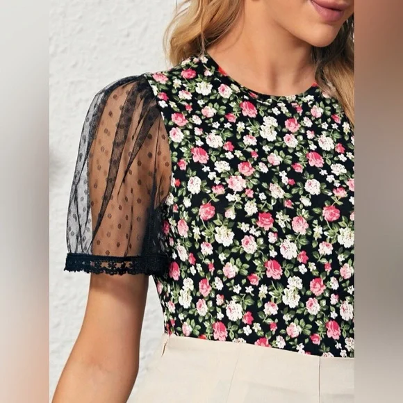 Swiss Dot Mesh Puff Sleeve Floral Top - Picture 4 of 5